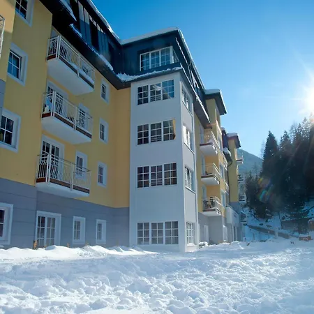 Charming With Alps View Apartment Bad Gastein