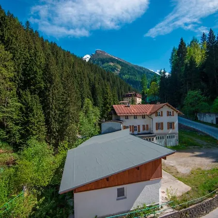 Apartment Charming With Alps View