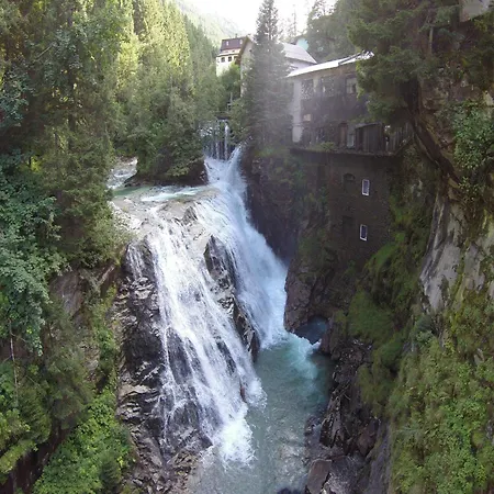 Charming With Alps View Apartment