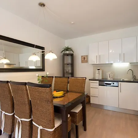 Apartment Charming With Alps View